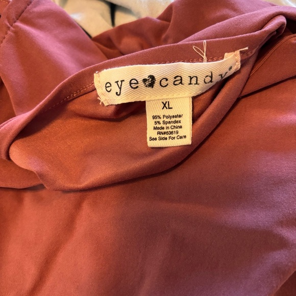 shirt size XL - Picture 4 of 4